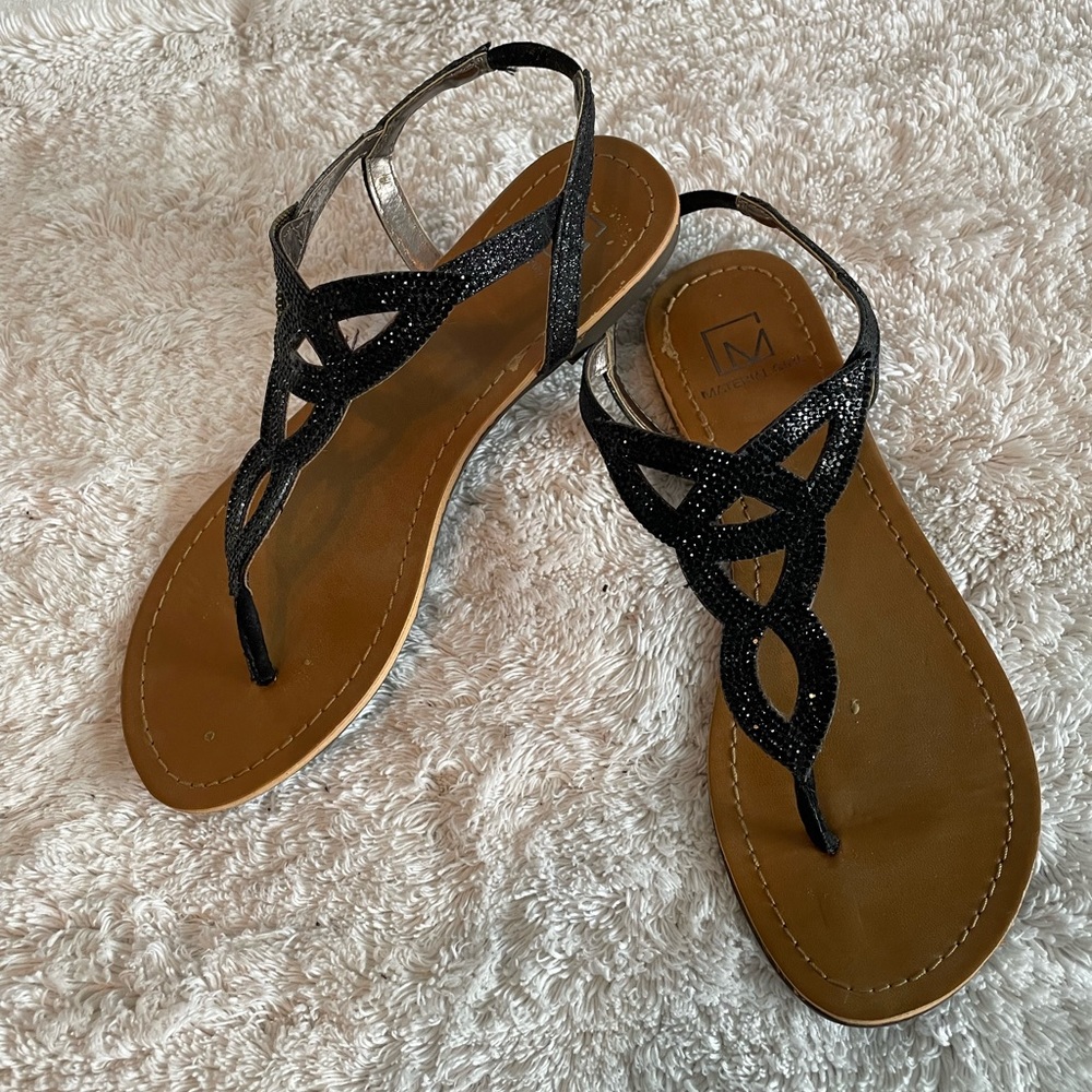 Material Girl Flat Sandal Black Size 7